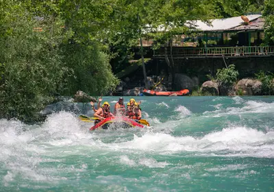 Rafting în Köprülü Canyon — sejur charter Antalya