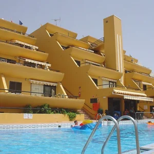 Apartamentos Roslara