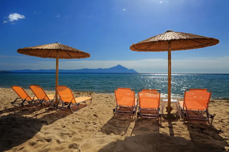 Vacanță charter Halkidiki, Grecia – Trei peninsule, păduri de pin și mare Egee cristalină.