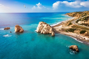 Stânca Afroditei — sejur charter Paphos, Cipru