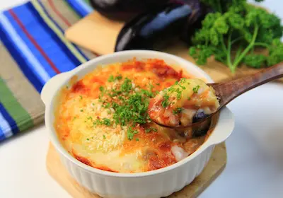 Moussaka tradițională — sejur charter Rhodos