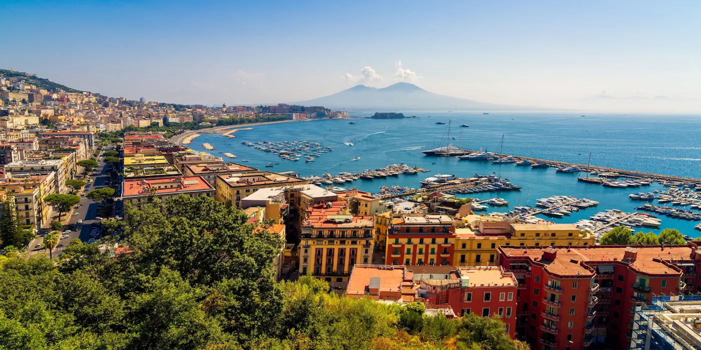 Ghid Napoli